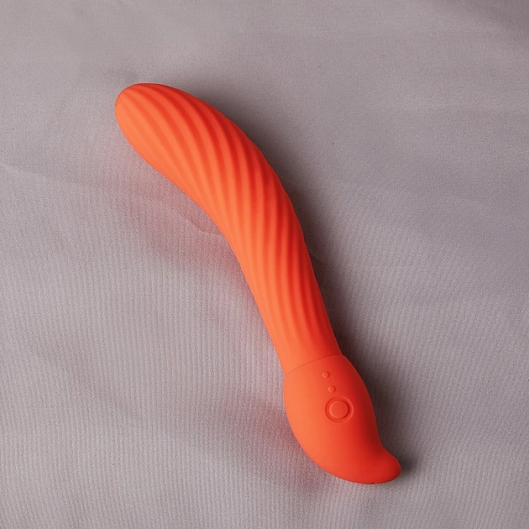 Affordable Pleasure: A Guide to Choosing the Right Dildo for Women